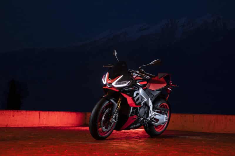 Aprilia Tuono V4 Factory
