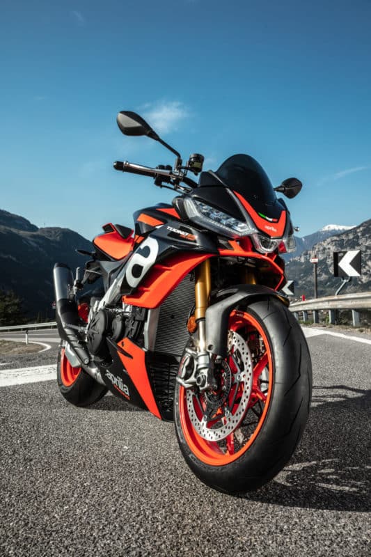 Aprilia Tuono V4 Factory