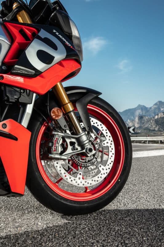 Aprilia Tuono V4 Factory