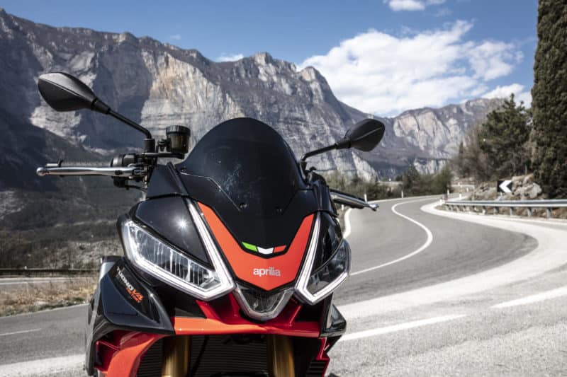 Aprilia Tuono V4 Factory