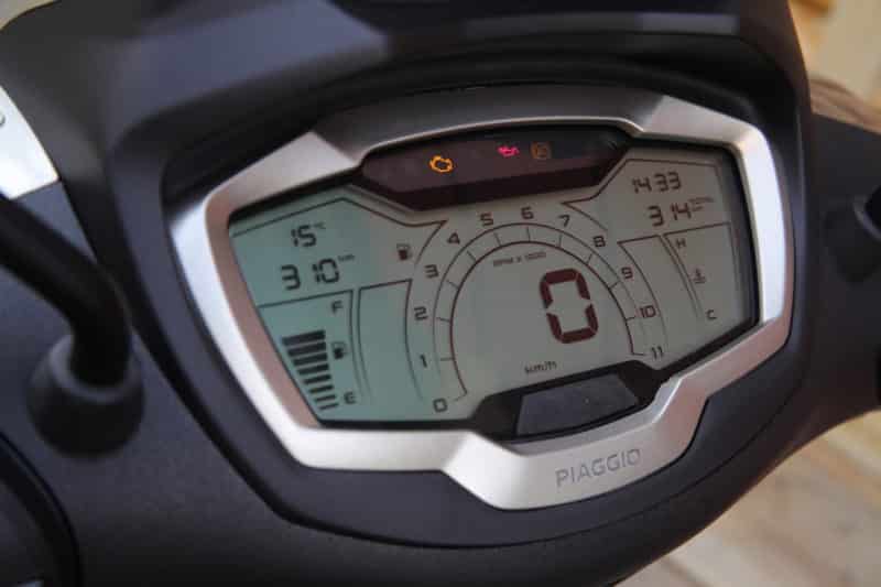 piaggio beverly 300 dashboard
