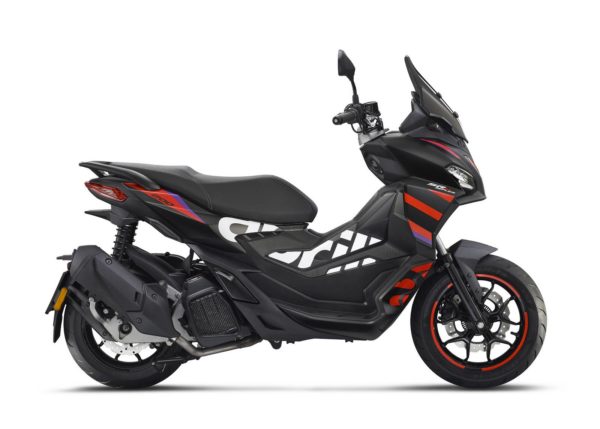aprilia-sr-gt-125-replica-1 (1)
