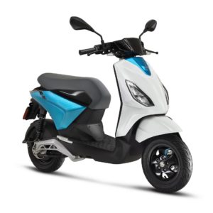piaggio-1-blanc-bleu1