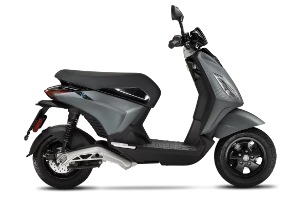 piaggio-1-gris2