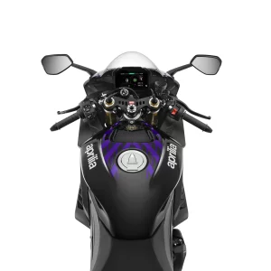 Aprilia_RSV4-Factory_Shakedown-Indigo_Postoguida- carre (1)