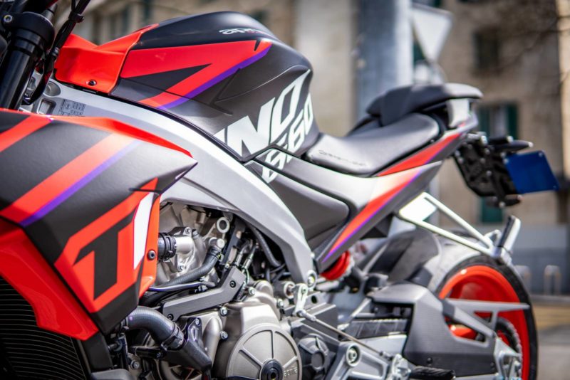 aprilia-tuono-660-evo-3