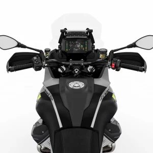 moto-guzzi-stelvio-nero-vulcano-09