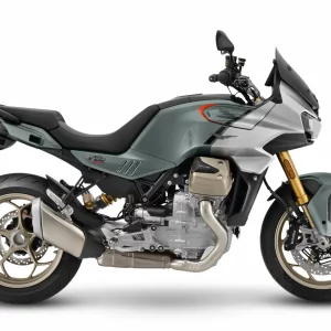 moto-guzzi-v100-mandello-s-verde-ghiaccio-03